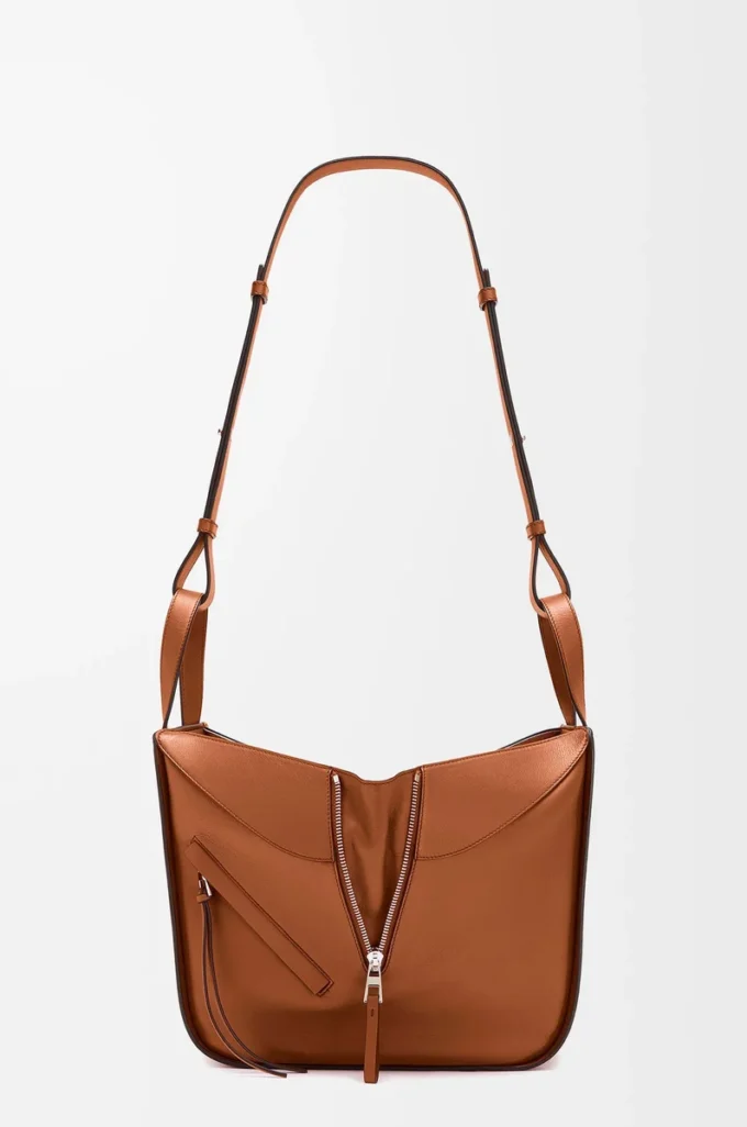 Bolso Hammock pequeño en piel de becerro clásica color tostado Bolso Hammock pequeño en piel de becerro clásica color tostado