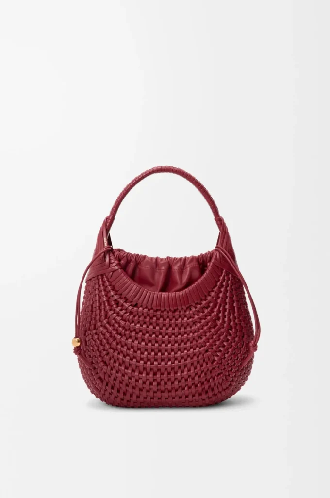 Bolso hobo Diamond en piel de becerro Cherry Bolso hobo Diamond en piel de becerro Cherry