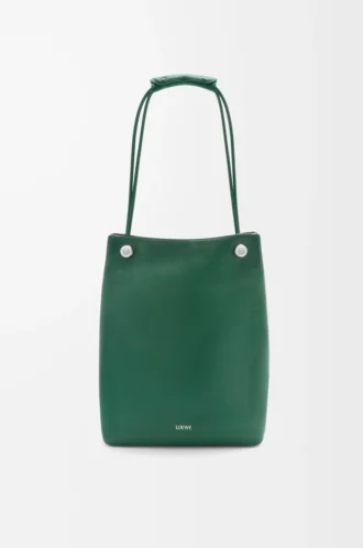 Bolso hobo Pebble en piel de becerro granulada flexible Evergreen