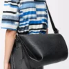 Bolso Loop de piel de becerro granulada flexible Negro Bolso Loop de piel de becerro granulada flexible Negro