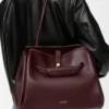 Bolso Madrid grande en piel de becerro flexible Burdeos oscuro Bolso Madrid grande en piel de becerro flexible Burdeos oscuro