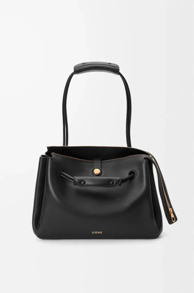 Bolso Madrid grande en piel de becerro flexible, color negro Bolso Madrid grande en piel de becerro flexible, color negro
