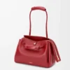 Bolso Madrid mediano en piel de becerro flexible color rojo quemado Bolso Madrid mediano en piel de becerro flexible color rojo quemado