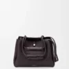 Bolso Madrid mediano en piel de becerro granulada flexible Dark Ebony Bolso Madrid mediano en piel de becerro granulada flexible Dark Ebony