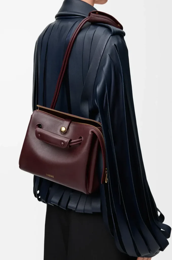 Bolso Madrid pequeño en piel de becerro flexible Burdeos oscuro Bolso Madrid pequeño en piel de becerro flexible Burdeos oscuro