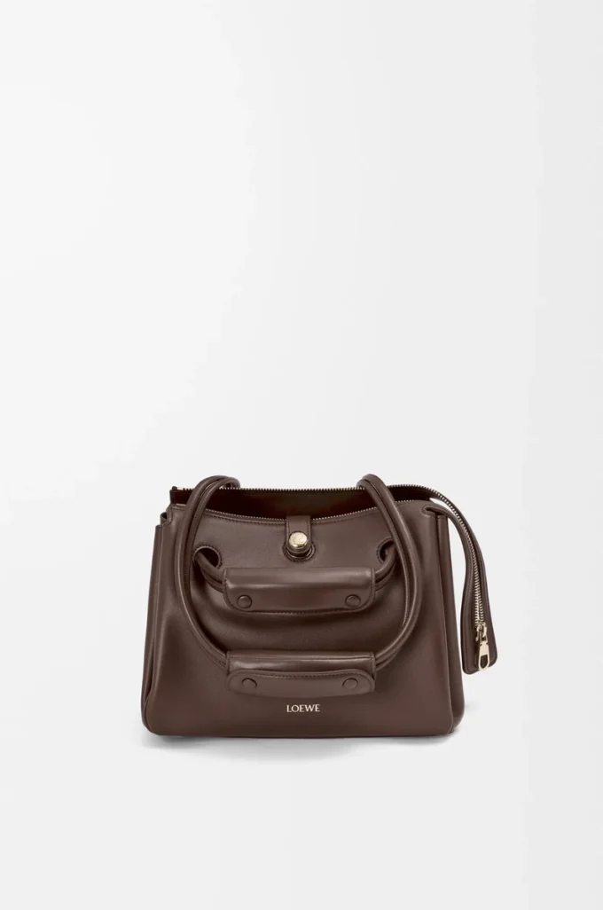 Bolso Madrid pequeño en piel de becerro flexible, color castaño oscuro Bolso Madrid pequeño en piel de becerro flexible, color castaño oscuro