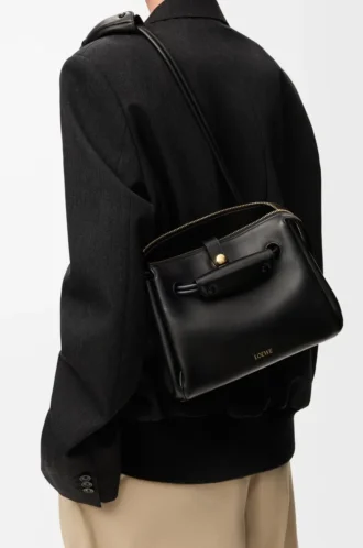 Bolso Madrid pequeño en piel de becerro flexible, color negro