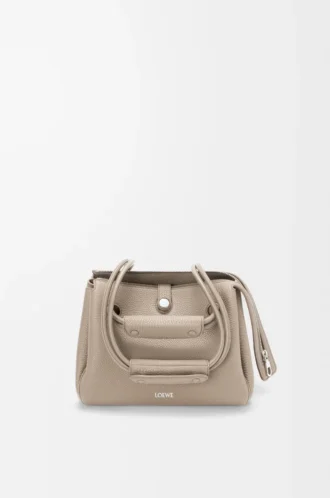 Bolso Madrid pequeño en piel de becerro granulada flexible Clay