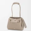 Bolso Madrid pequeño en piel de becerro granulada flexible Clay Bolso Madrid pequeño en piel de becerro granulada flexible Clay