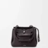 Bolso Madrid pequeño en piel de becerro granulada flexible Dark Ebony Bolso Madrid pequeño en piel de becerro granulada flexible Dark Ebony