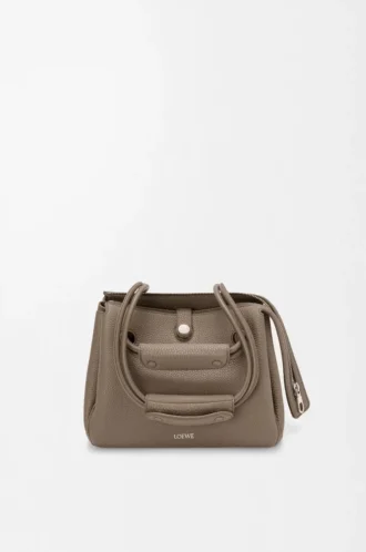 Bolso Madrid pequeño en piel de becerro granulada flexible Taupe