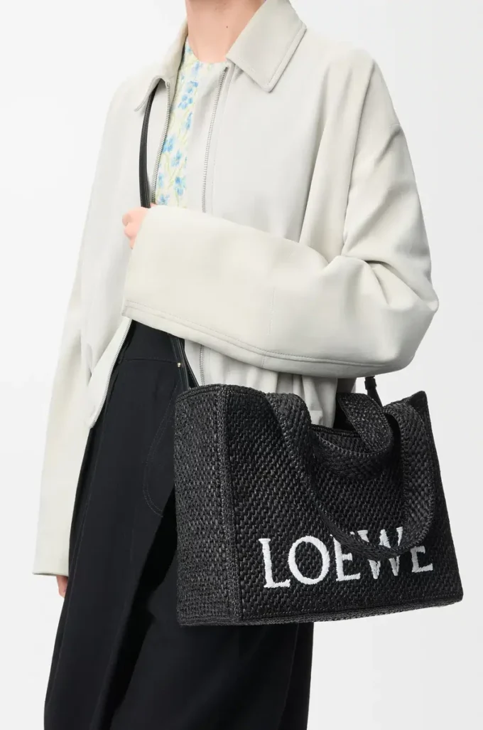 Bolso mediano LOEWE Font en rafia negro Bolso mediano LOEWE Font en rafia negro
