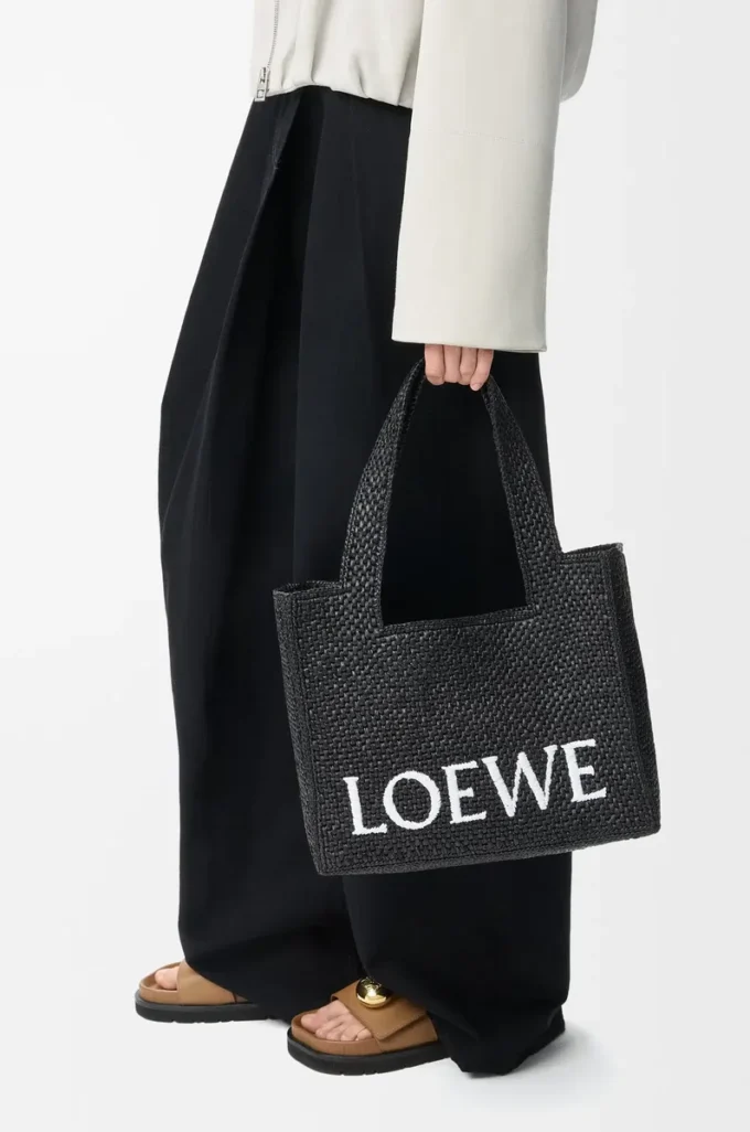 Bolso mediano LOEWE Font en rafia negro Bolso mediano LOEWE Font en rafia negro