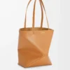 Bolso mediano Puzzle Fold en piel de becerro brillante Warm Desert Bolso mediano Puzzle Fold en piel de becerro brillante Warm Desert