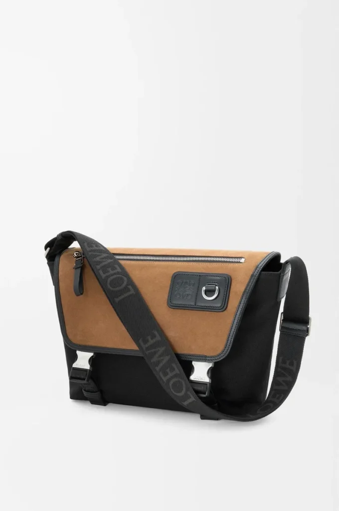 Bolso mensajero Flex mediano en lona y ante Negro/Oro oscuro Bolso mensajero Flex mediano en lona y ante Negro/Oro oscuro