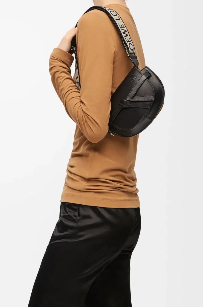 Bolso Mini Gate Dual en suave piel de becerro y jacquard Negro Bolso Mini Gate Dual en suave piel de becerro y jacquard Negro