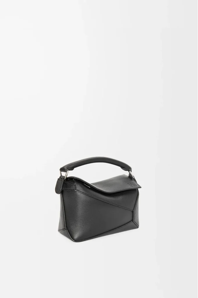 Bolso Mini Puzzle Edge en piel de becerro clásica, color negro Bolso Mini Puzzle Edge en piel de becerro clásica, color negro