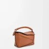 Bolso Mini Puzzle Edge en piel de becerro clásica color tostado Bolso Mini Puzzle Edge en piel de becerro clásica color tostado