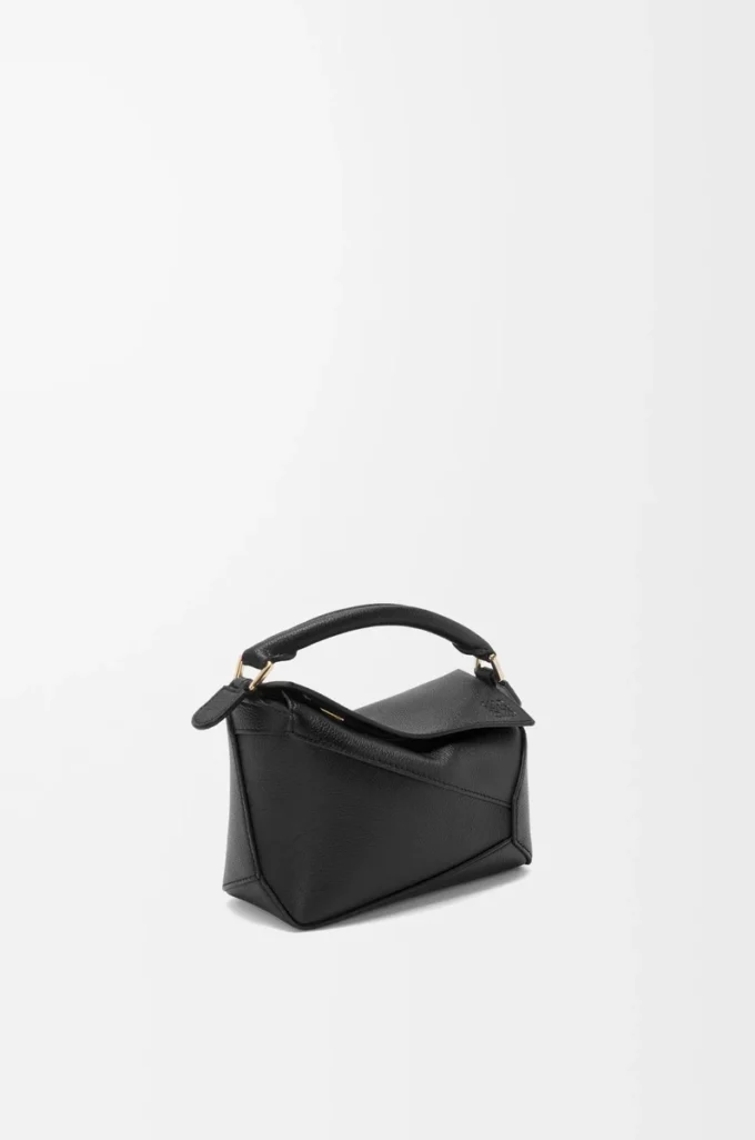 Bolso Mini Puzzle Edge en piel de becerro granulada suave, color negro