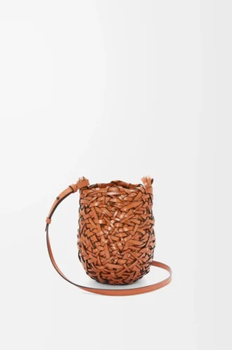Bolso Nest Basket pequeño en piel de becerro color tostado