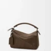 Bolso pequeño Featherlight Puzzle en nubuck granulado color tundra