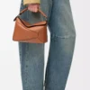 Bolso pequeño Puzzle Edge en piel de becerro clásica color Tan Bolso pequeño Puzzle Edge en piel de becerro clásica color Tan