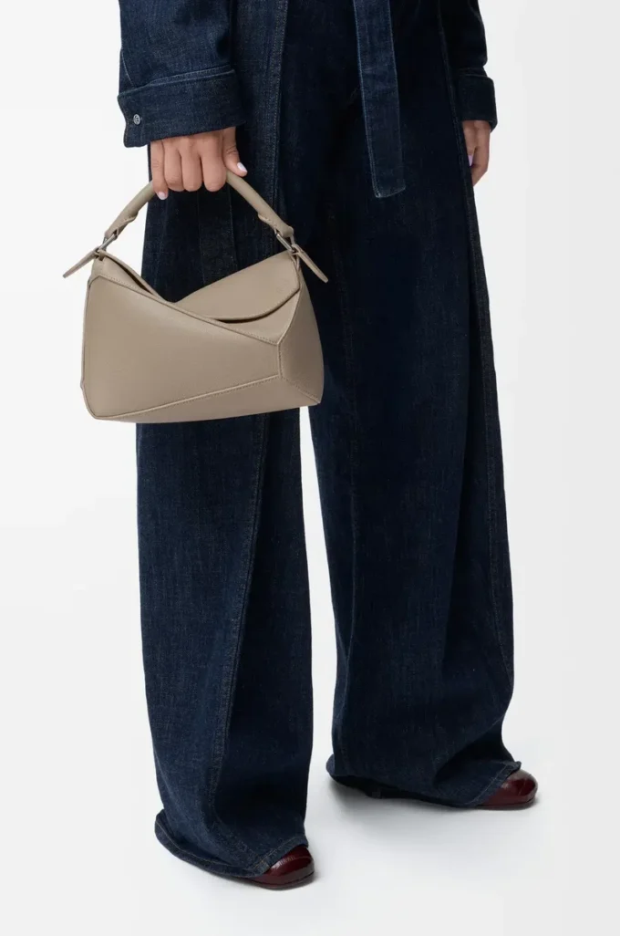 Bolso pequeño Puzzle Edge en piel de becerro granulada suave arcilla Bolso pequeño Puzzle Edge en piel de becerro granulada suave arcilla