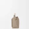 Bolso pequeño Puzzle Edge en piel de becerro granulada suave arcilla Bolso pequeño Puzzle Edge en piel de becerro granulada suave arcilla
