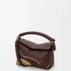 Bolso pequeño Puzzle Edge Landscape en piel de becerro napa chocolate/musgo claro Bolso pequeño Puzzle Edge Landscape en piel de becerro napa chocolate/musgo claro