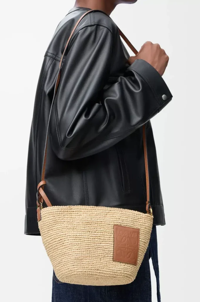 Bolso pochette Slit en rafia y piel de becerro Natural/Marrón claro