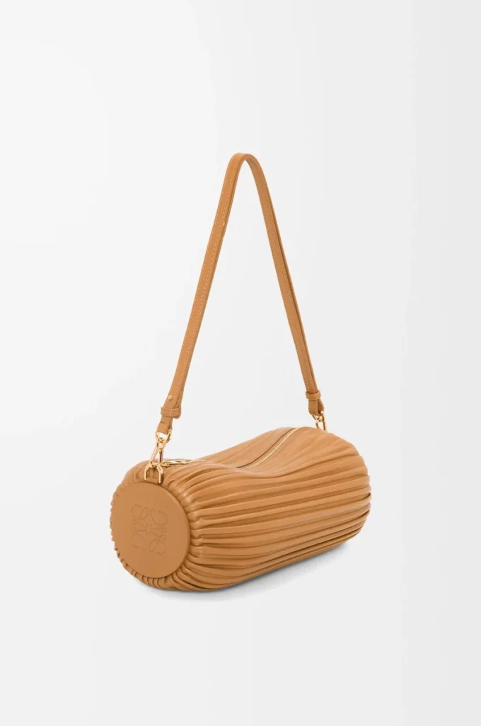 Bolso pulsera en piel de cordero napa plisada Warm Desert Bolso pulsera en piel de cordero napa plisada Warm Desert