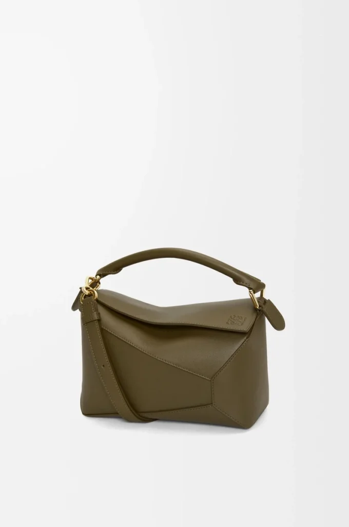 Bolso Puzzle Edge pequeño en piel de becerro clásica Dark Khaki Bolso Puzzle Edge pequeño en piel de becerro clásica Dark Khaki