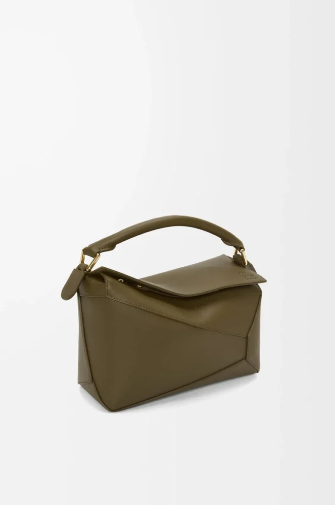 Bolso Puzzle Edge pequeño en piel de becerro clásica Dark Khaki Bolso Puzzle Edge pequeño en piel de becerro clásica Dark Khaki