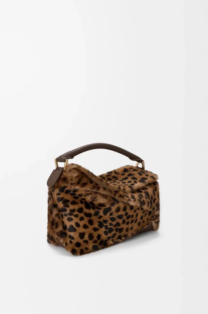 Bolso Puzzle Edge pequeño en piel de oveja estampada Beige/Marrón Bolso Puzzle Edge pequeño en piel de oveja estampada Beige/Marrón