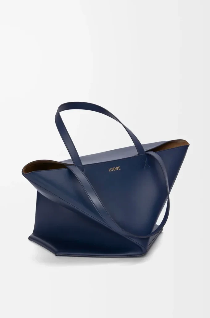 Bolso Puzzle Fold XL en piel de becerro brillante azul abismo