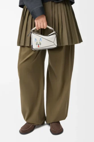 Bolso Puzzle mini Futurist Cat en piel de becerro clásica Soft White