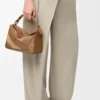 Bolso Puzzle pequeño en piel de becerro clásica y ante roble Bolso Puzzle pequeño en piel de becerro clásica y ante roble