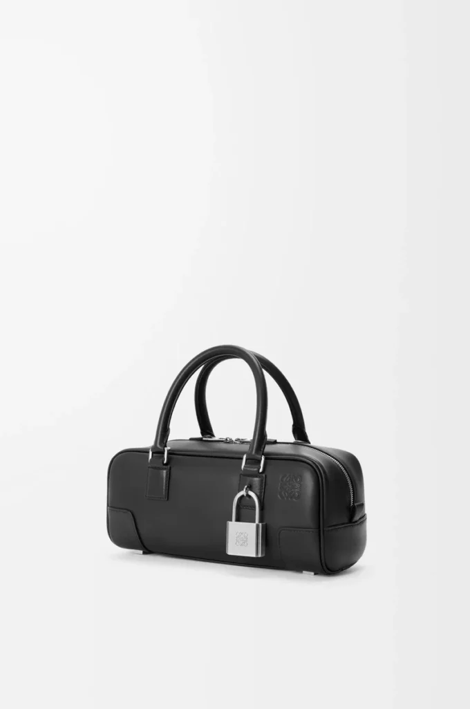 Bolso recortado Amazona 23 en piel de becerro brillante Negro Bolso recortado Amazona 23 en piel de becerro brillante Negro