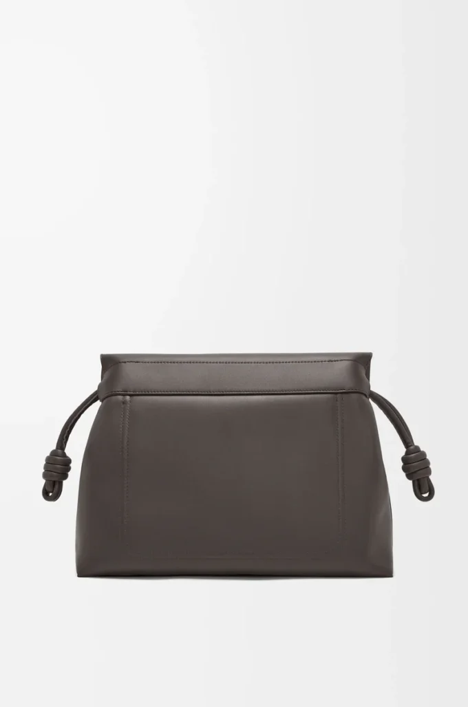 Bolso satchel Flamenco en piel de becerro flexible y brillante Gris oscuro