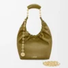 Bolso Squeeze pequeño en suave piel de cordero napa Oliva Bolso Squeeze pequeño en suave piel de cordero napa Oliva