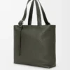 Bolso tote con cremallera Loop en piel de becerro granulada flexible Dark Khaki