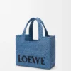 Bolso tote LOEWE Font pequeño en rafia azul claro Bolso tote LOEWE Font pequeño en rafia azul claro