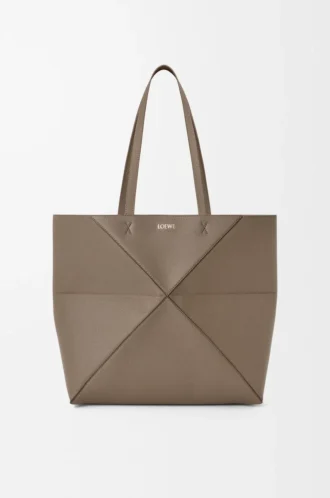 Bolso tote Puzzle Fold horizontal mediano en suave piel de becerro granulada Taupe