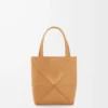 Bolso tote Puzzle Fold mini en piel de becerro brillante Warm Desert Bolso tote Puzzle Fold mini en piel de becerro brillante Warm Desert