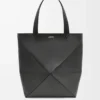 Bolso tote XL Puzzle Fold en piel de becerro brillante, color negro