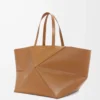 Bolso tote XXL Puzzle Fold en piel de becerro brillante Oak Bolso tote XXL Puzzle Fold en piel de becerro brillante Oak