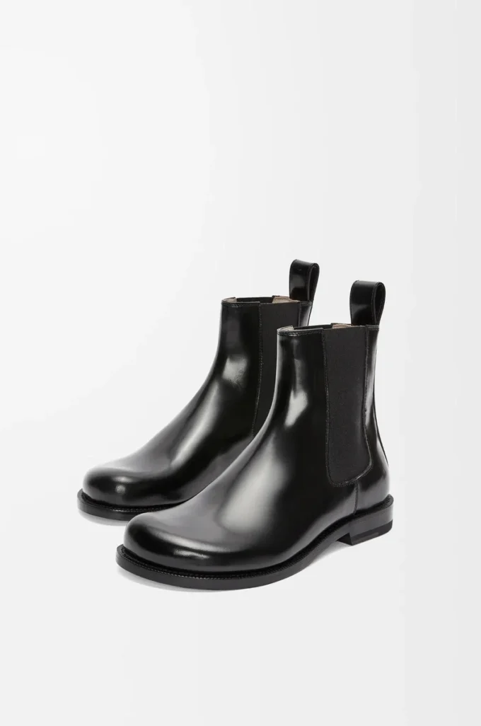 Bota Chelsea Campo en piel de becerro cepillada, color negro Bota Chelsea Campo en piel de becerro cepillada, color negro