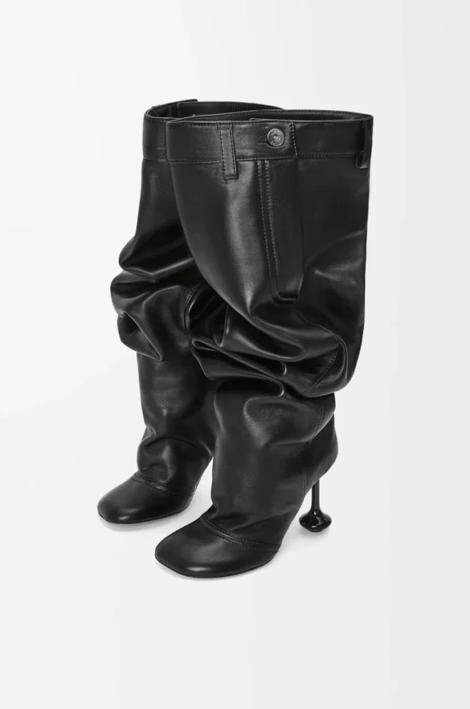 Bota por encima de la rodilla Toy en piel de cordero napa. Negro Bota por encima de la rodilla Toy en piel de cordero napa. Negro