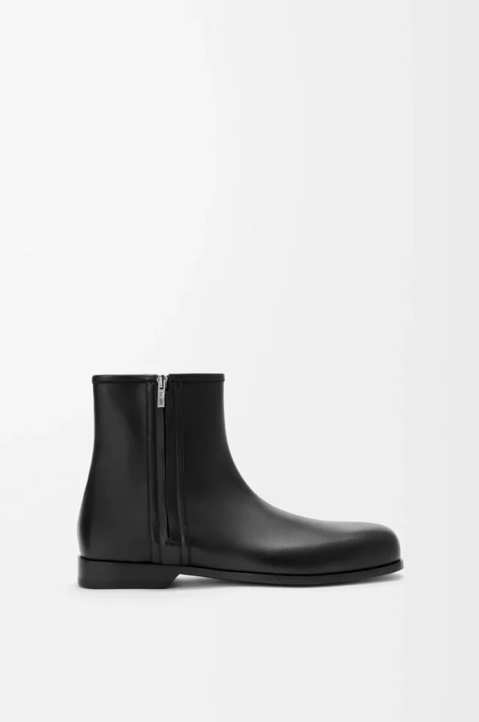 Botines Bobine de piel de becerro lisa en color negro Botines Bobine de piel de becerro lisa en color negro