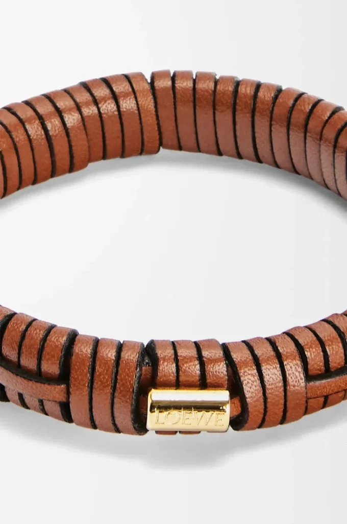 Brazalete tejido en latón y piel de becerro clásica Tan Brazalete tejido en latón y piel de becerro clásica Tan